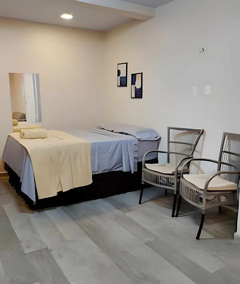 Stúdio 108 - PcD - 700 M WIFI -