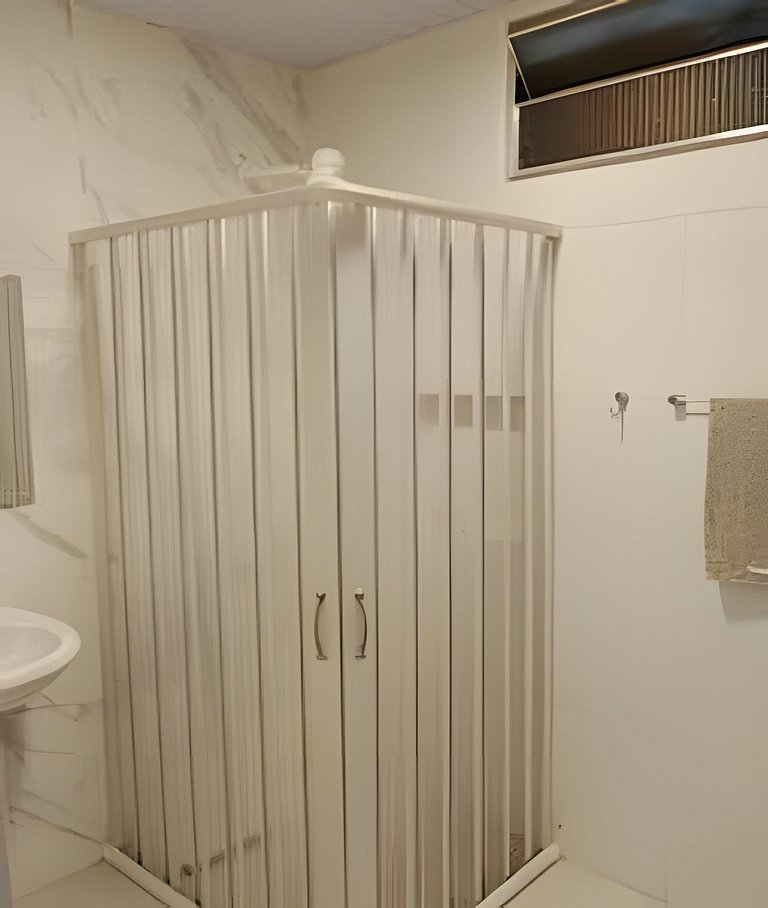 Stúdio 108 - PcD - 700 M WIFI -